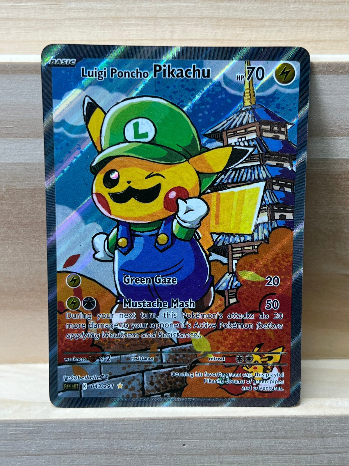 Luigi Poncho Pikachu*-Y527