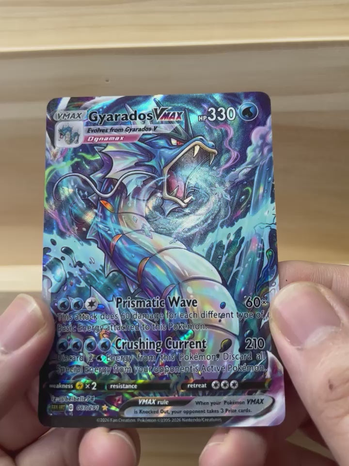 Gyarados VMAX*-Y633